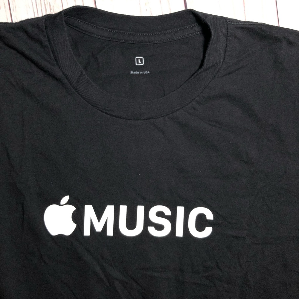 Apple Music T-Shirt Unisex Large Short sleeve USA